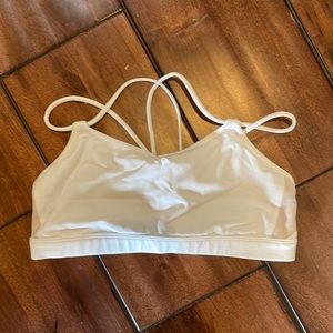 Lululemon white yoga bra size 4